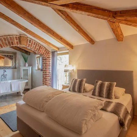 Apolonija Pensionat Sežana