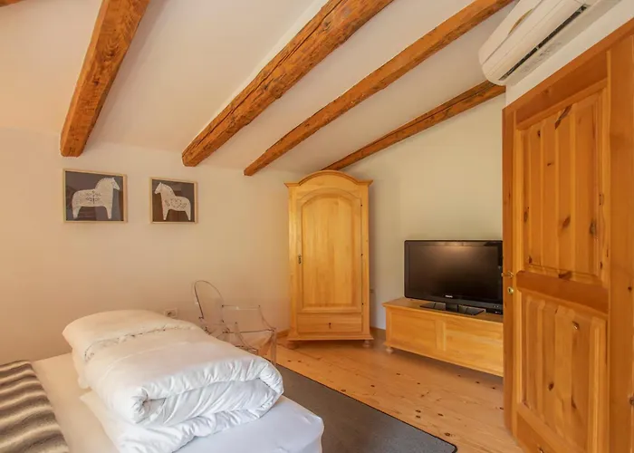 Apolonija Guest house