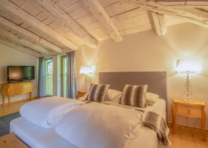 Guest house Apolonija