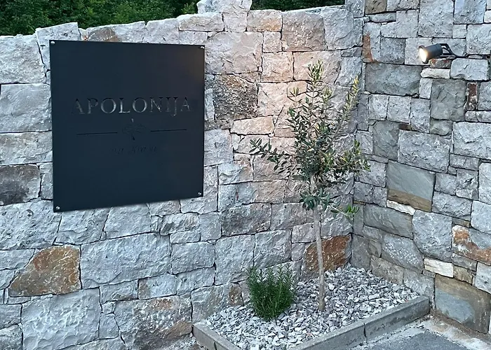 Apolonija بيت ضيافة